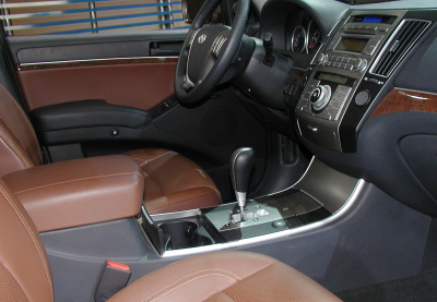 Hyundai Veracruz interior