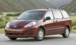 Minivan Models at TrueDelta: 2010 Toyota Sienna exterior