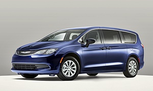 Minivan Models at TrueDelta: 2023 Chrysler Voyager exterior