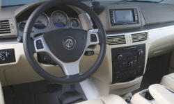 Minivan Models at TrueDelta: 2014 Volkswagen Routan interior