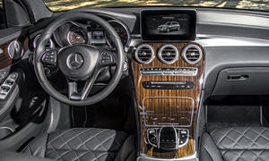 Mercedes-Benz Models at TrueDelta: 2019 Mercedes-Benz GLC interior