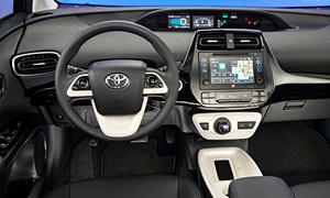 Toyota Models at TrueDelta: 2018 Toyota Prius interior