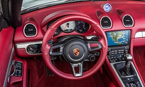 Porsche Models at TrueDelta: 2023 Porsche 718 Cayman interior