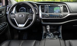 Toyota Models at TrueDelta: 2019 Toyota Highlander interior