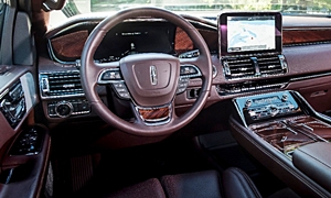 Lincoln Models at TrueDelta: 2021 Lincoln Navigator interior