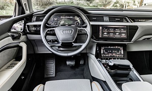 Audi Models at TrueDelta: 2023 Audi e-tron interior
