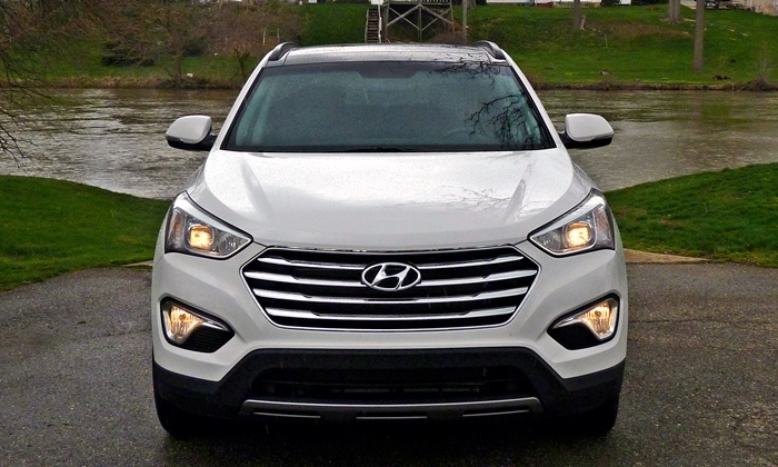 Santa Fe Reviews: 2013 Hyundai Santa Fe Limited front