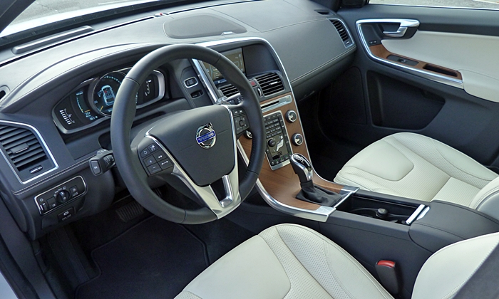 XC60 Reviews: Volvo XC60 Inscription interior