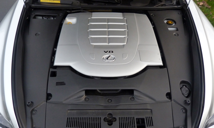 LS Reviews: LS 460 F Sport engine