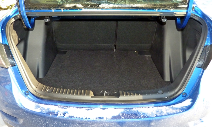 iA Reviews: Scion iA trunk
