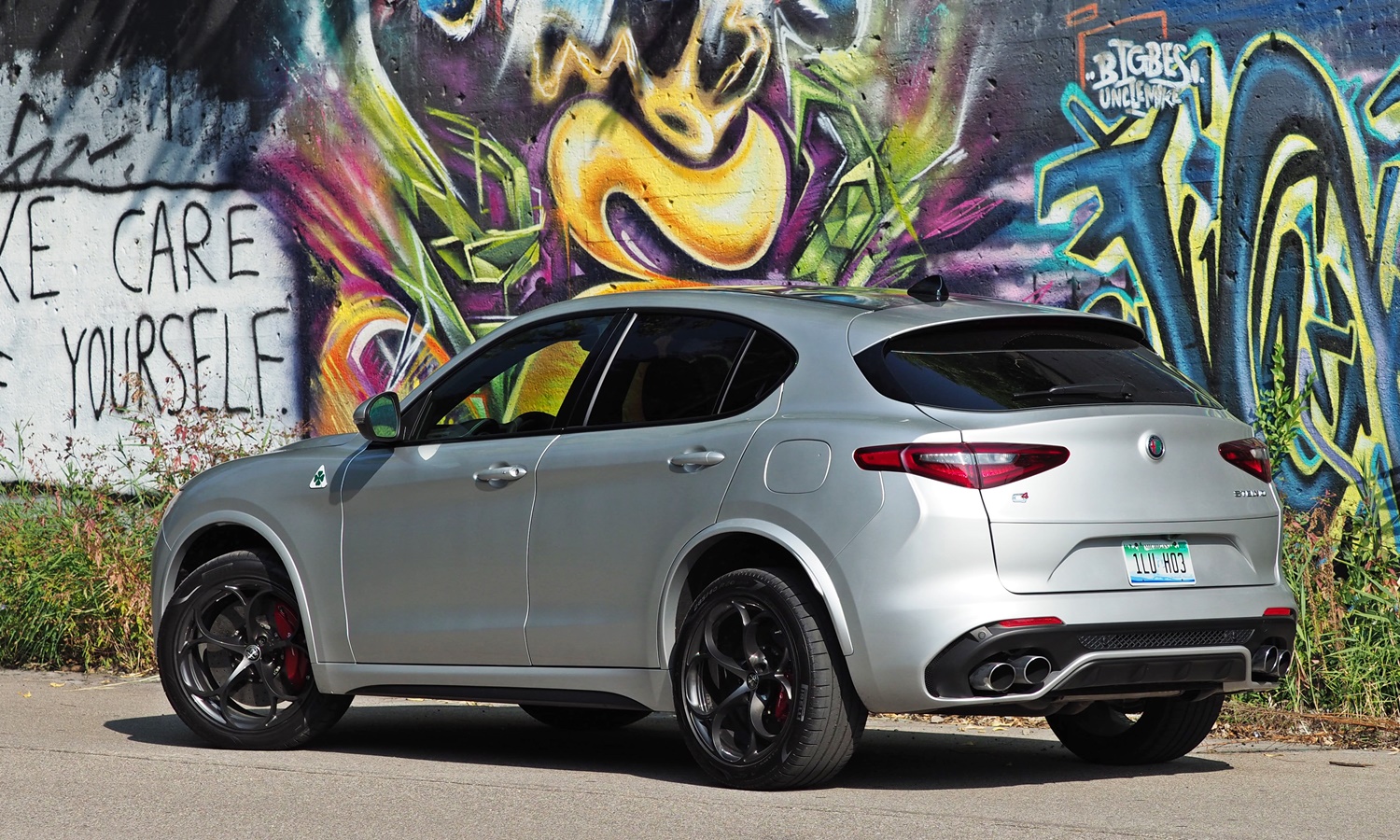Stelvio Reviews: Alfa Romeo Stelvio Quadrifoglio rear quarter view