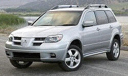 Mitsubishi Outlander vs. Toyota RAV4 Feature Comparison