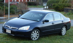 2007 Honda Accord MPG: photograph by Steve H.