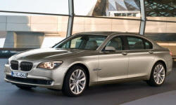  vs. BMW 7-Series Feature Comparison