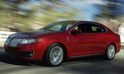 Lincoln MKS vs. Ford Taurus Feature Comparison