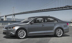 Volkswagen Jetta vs. Ford Fusion Feature Comparison