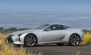 Lexus LC vs. Nissan Altima Feature Comparison