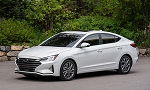 Hyundai Elantra vs. Hyundai Sonata Feature Comparison