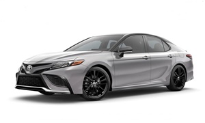 Lexus ES vs. Toyota Camry Price Comparison