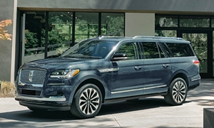 Lincoln Navigator vs.  Feature Comparison