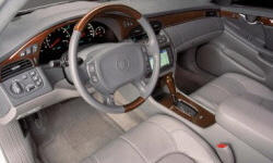 2002 Cadillac DeVille Photos