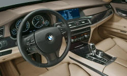 BMW 5-Series vs. BMW 7-Series Feature Comparison