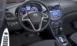 2012 Hyundai Accent Photos