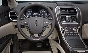 Lincoln MKX vs. Cadillac XT5 Feature Comparison