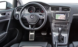 Volkswagen Tiguan vs. Volkswagen Golf Alltrack Feature Comparison