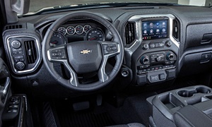 Chevrolet Silverado 1500 vs. Chevrolet Equinox Feature Comparison