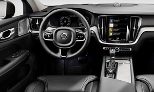 Volvo V60 Cross Country vs. Ford C-MAX Feature Comparison