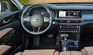 Kia Cadenza vs. Acura TLX Feature Comparison