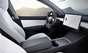Tesla Model X vs. Tesla Model Y Feature Comparison