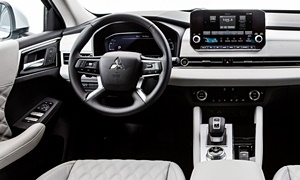 Honda CR-V vs. Mitsubishi Outlander Feature Comparison