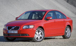 Volvo V50 Features