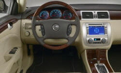 Buick Lucerne Features