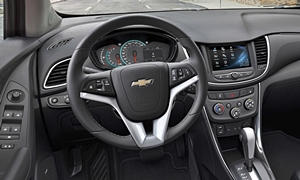 Chevrolet Trax Photos