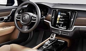 Volvo S90 Photos