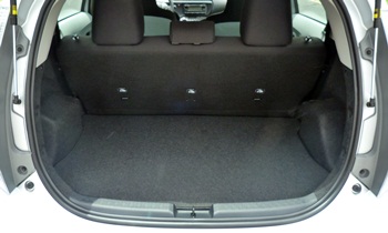 Prius c Reviews: Toyota Prius c cargo area