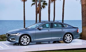 Sedan Models at TrueDelta: 2017 Volvo S90 exterior