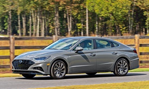 Sedan Models at TrueDelta: 2023 Hyundai Sonata exterior