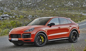 Porsche Models at TrueDelta: 2024 Porsche Cayenne Coupe exterior