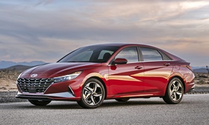 Hyundai Models at TrueDelta: 2025 Hyundai Elantra exterior