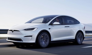 SUV Models at TrueDelta: 2021 Tesla Model X exterior