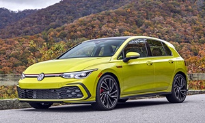 Hatch Models at TrueDelta: 2023 Volkswagen Golf exterior