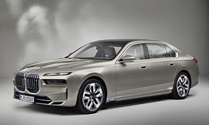 BMW Models at TrueDelta: 2024 BMW i7 exterior