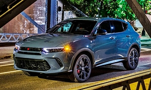 Dodge Models at TrueDelta: 2023 Dodge Hornet exterior