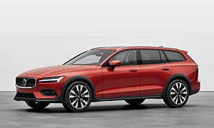 Wagon Models at TrueDelta: 2024 Volvo V60 Cross Country exterior