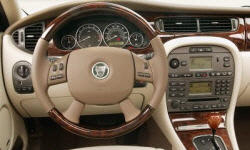 Wagon Models at TrueDelta: 2008 Jaguar X-Type interior