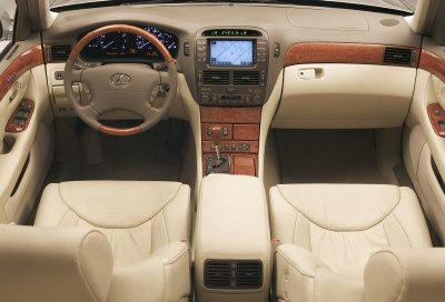 Sedan Models at TrueDelta: 2006 Lexus LS interior